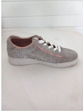 Jessica Simpson Silesta Champagne Rhinestone Sneakers Women’s Size 9 Shimmer